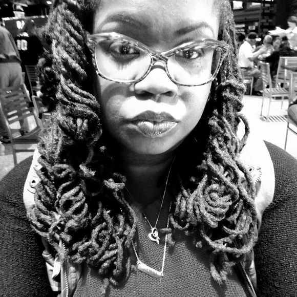 Meet your Posher, Carmen chocolateness - Picture 1 of 1